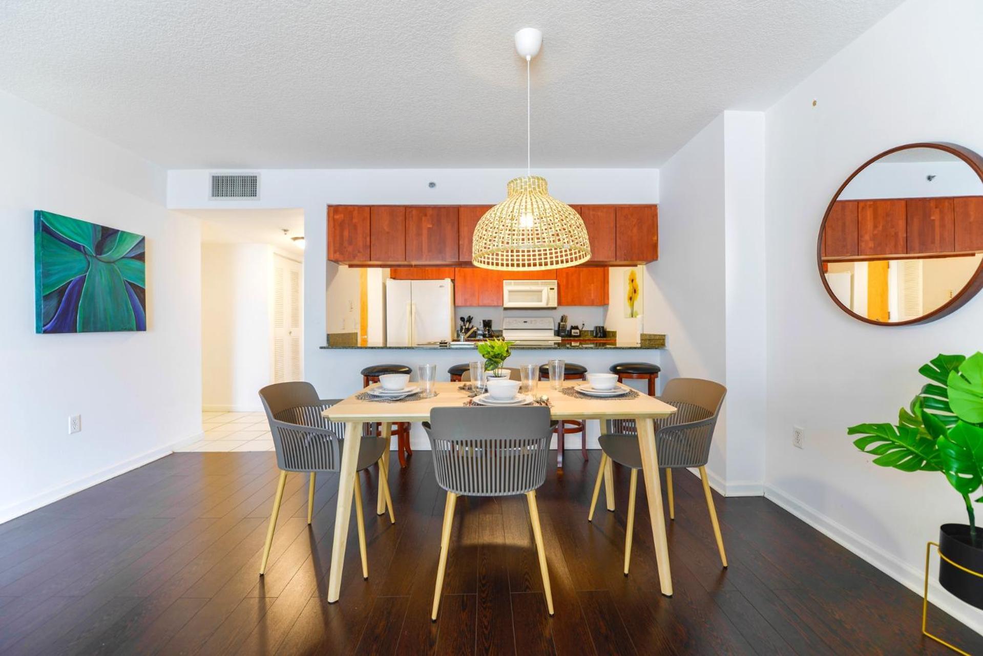 Ocean View Exquisite 1 Br W/free Parking * Miami